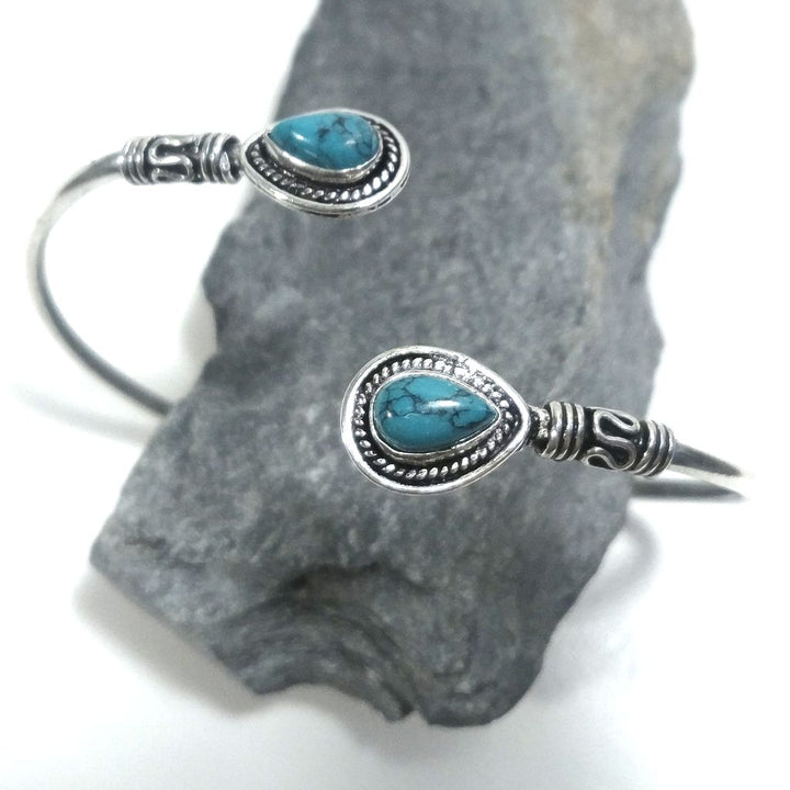Bracciale artigianale in ottone con pietra - SEMALPURA