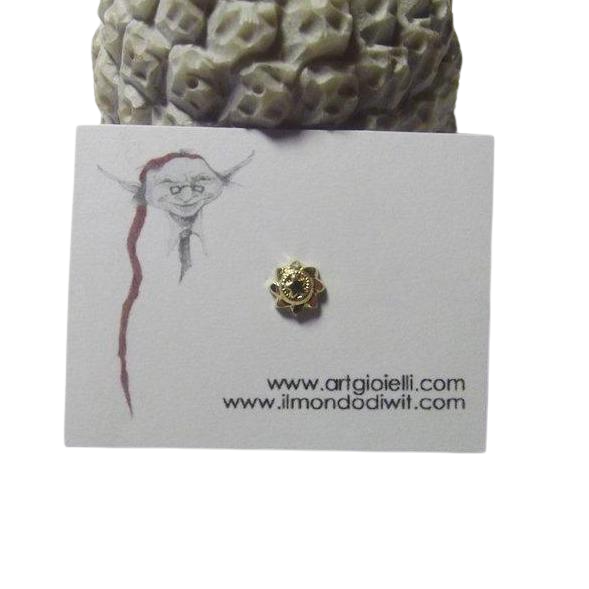 18k gold flower nose earring 5 mm - UDGIR