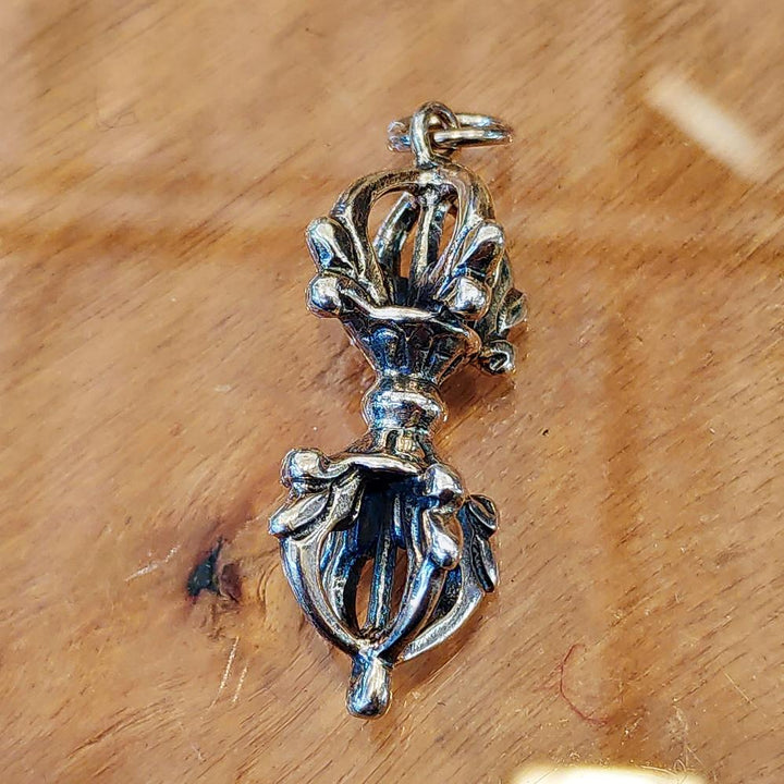ciondolo Dorje argento
