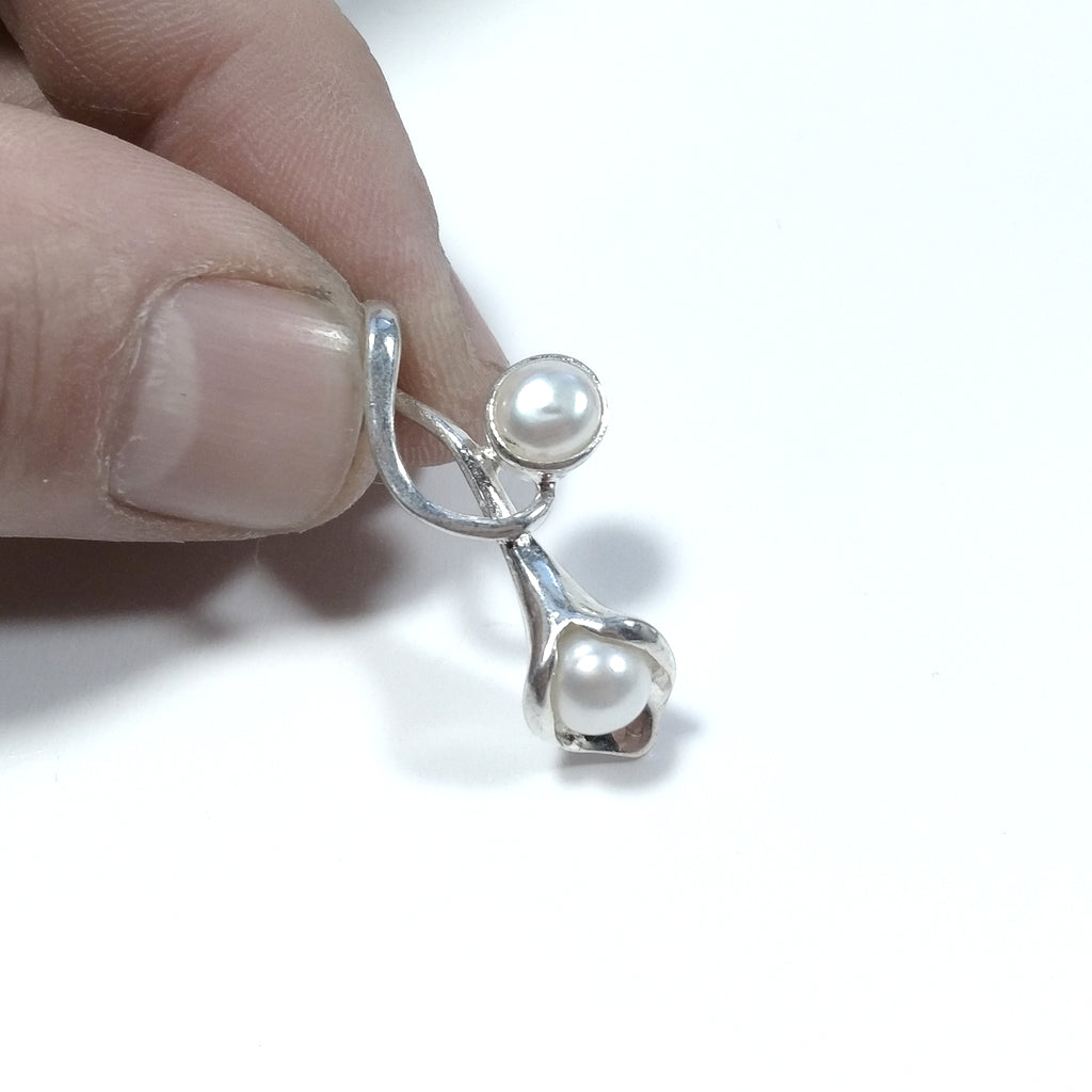 CIONDOLO FORMA CALLA in argento 925  Perla