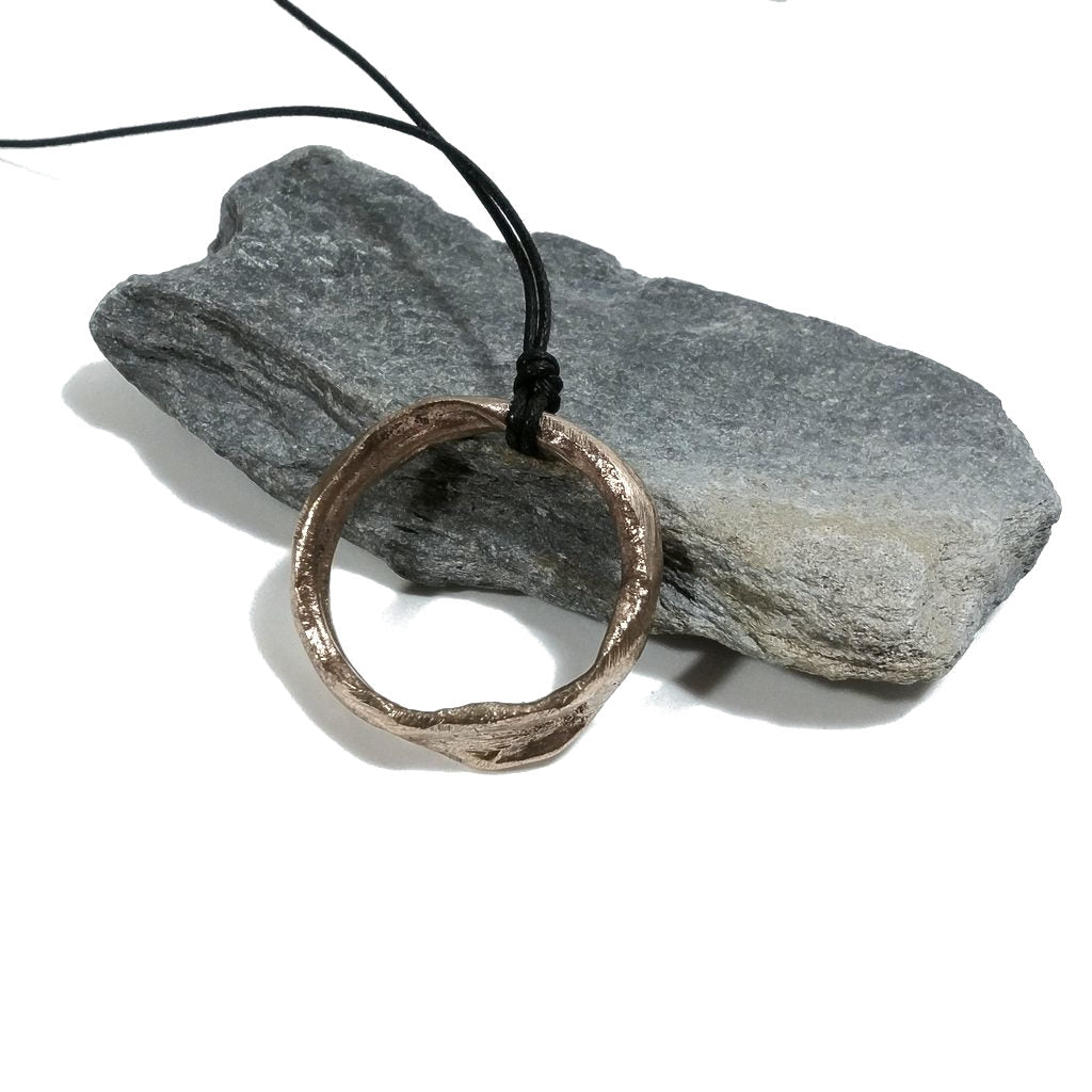 Ciondolo a fascia artigianale uomo o donna - bronzeage1968 | PEZZO UNICO