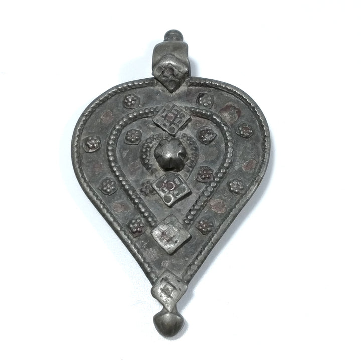 Ciondolo ETNICO in argento antico con ORNAMENTI etnici | GIOIELLI IN ARGENTO