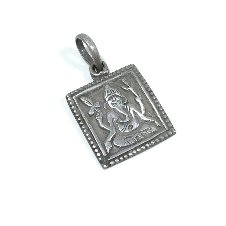 Ciondolo ETNICO in argento 925 con GANESH | GIOIELLI ETNICI