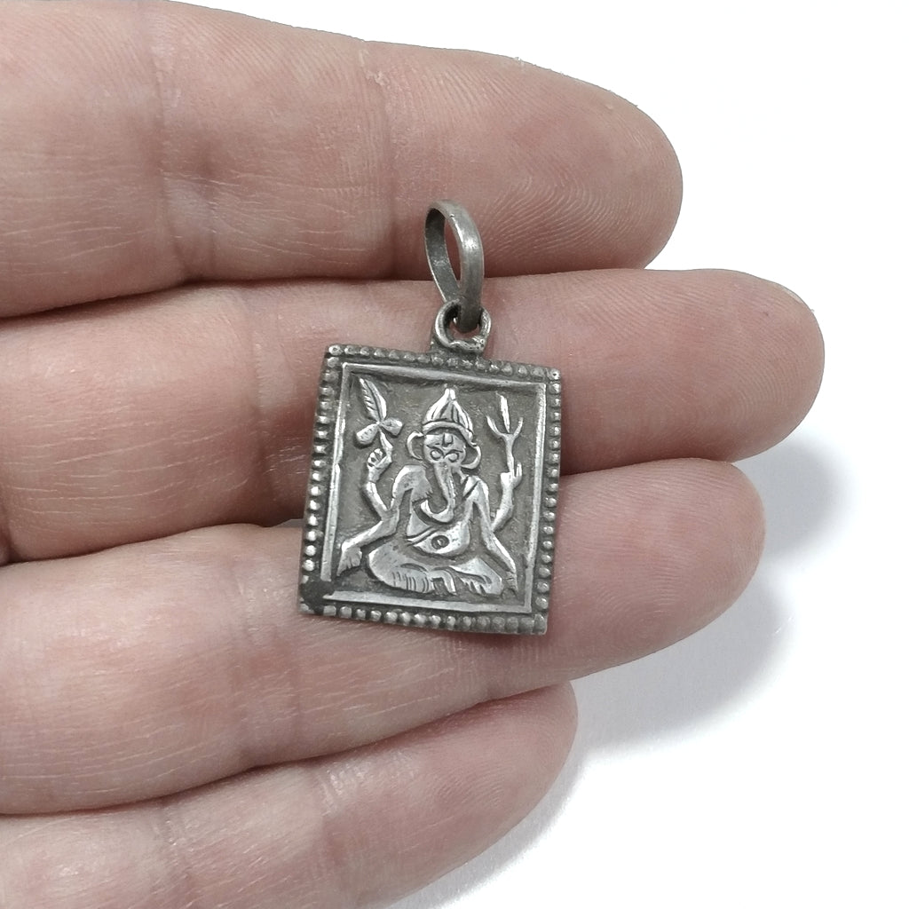 Ciondolo ETNICO in argento 925 con GANESH | GIOIELLI ETNICI