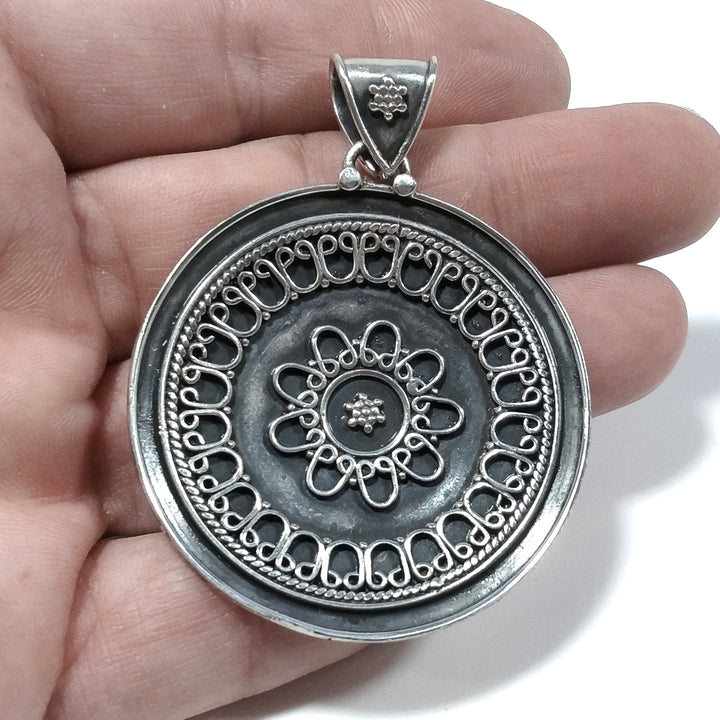 Ciondolo artigianale in argento 925 ORNAMENTI etnici | GIOIELLI ETNICI