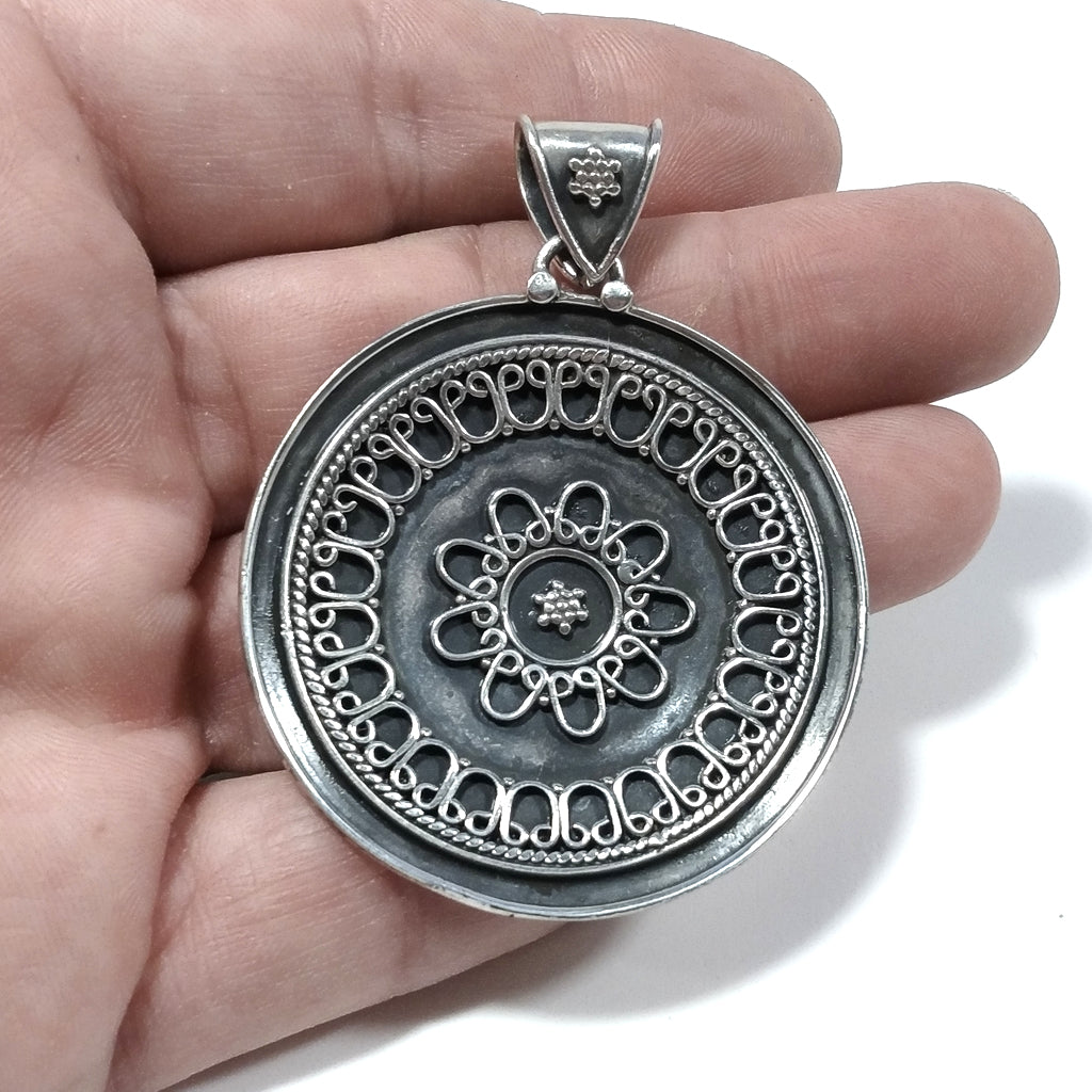 Ciondolo artigianale in argento 925 ORNAMENTI etnici | GIOIELLI ETNICI