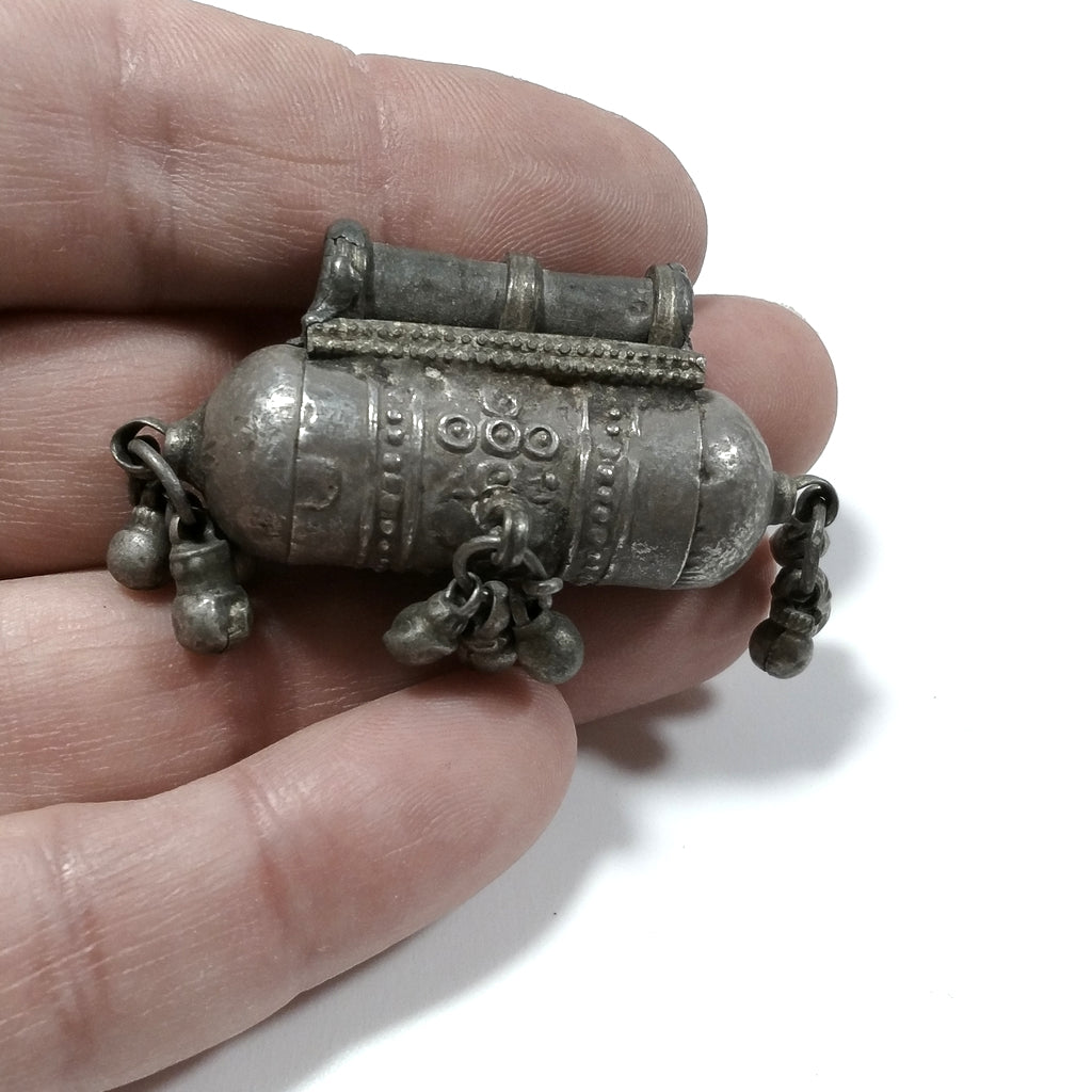 Ciondolo ETNICO in argento antico con PORTA PREGHIERE