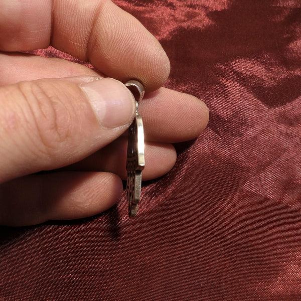 Ciondolo mano di Fatima in argento 925 - KUSTHIA