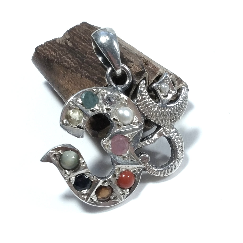 Ciondolo ETNICO in argento 925 con OM - AUM Mantra Corallo , Citrino , Smeraldo | GIOIELLI IN ARGENTO