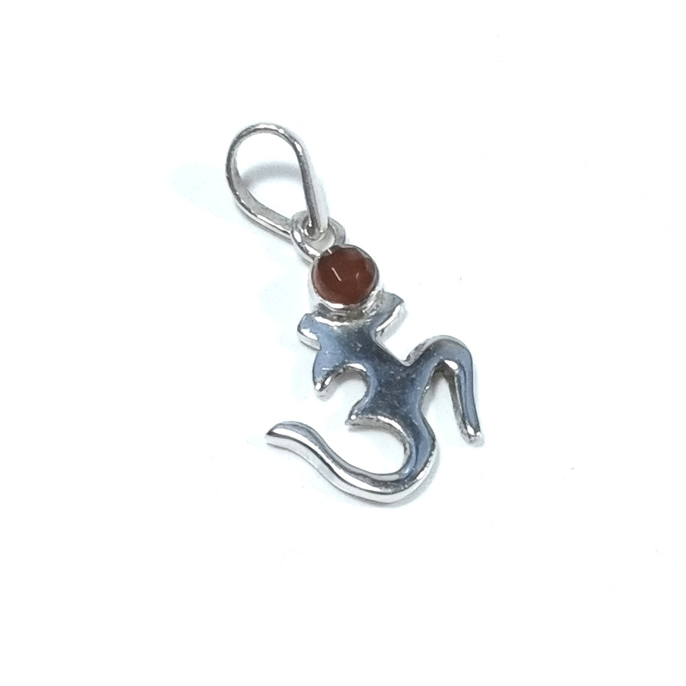 Ciondolo ETNICO in argento 925 con OM - AUM Mantra Corniola | GIOIELLI IN ARGENTO
