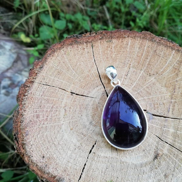 Ciondolo TANUSHRI con AMETISTA in argento 925 Ciondolo artigianale