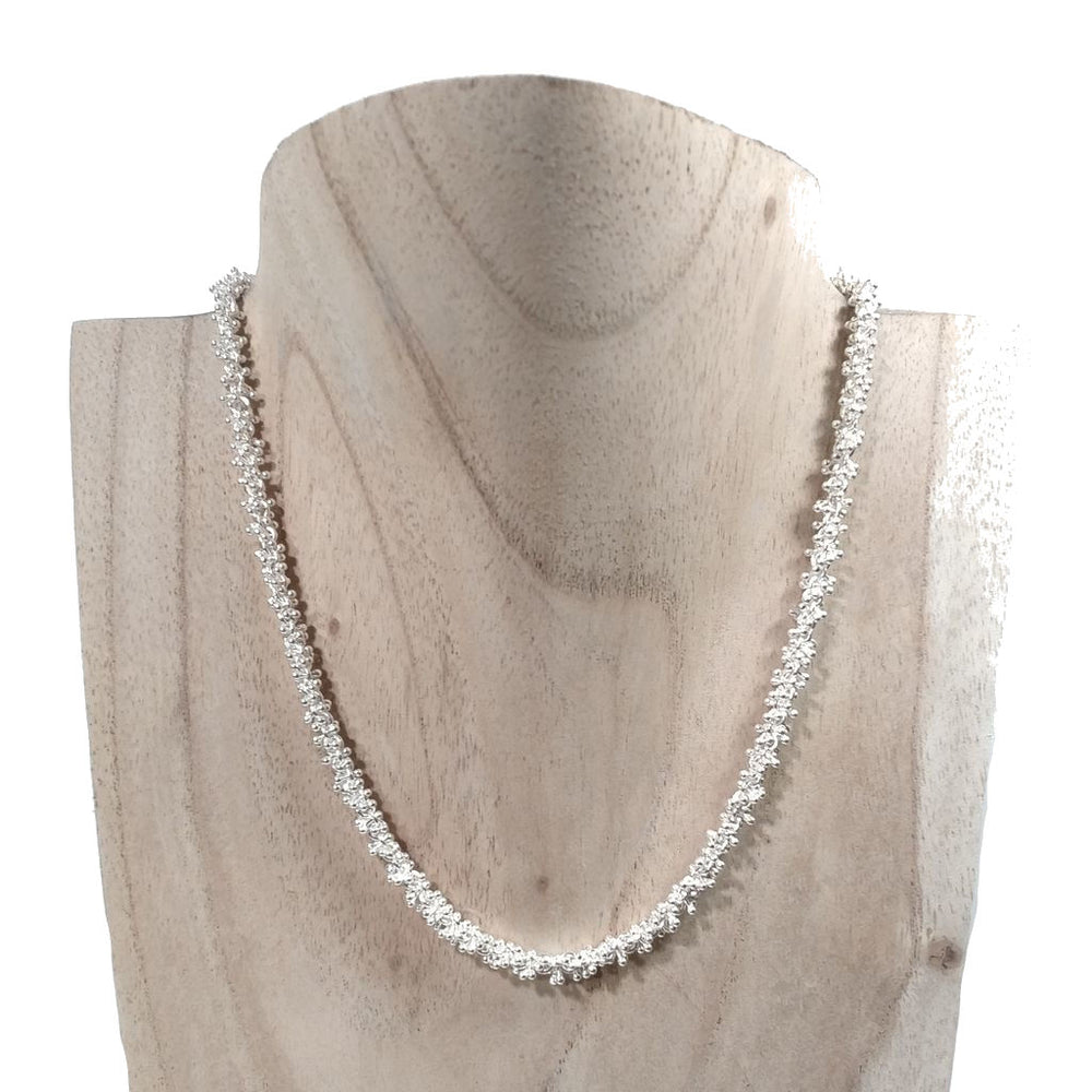 GIROCOLLO CATENA con millechiodi | GIOIELLO contemporaneo | Collana argento