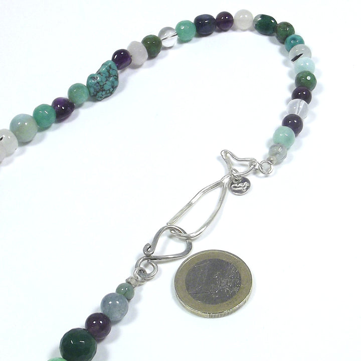 JEWELRY | NECKLACE with mixed green stone SARDINE closure in silver