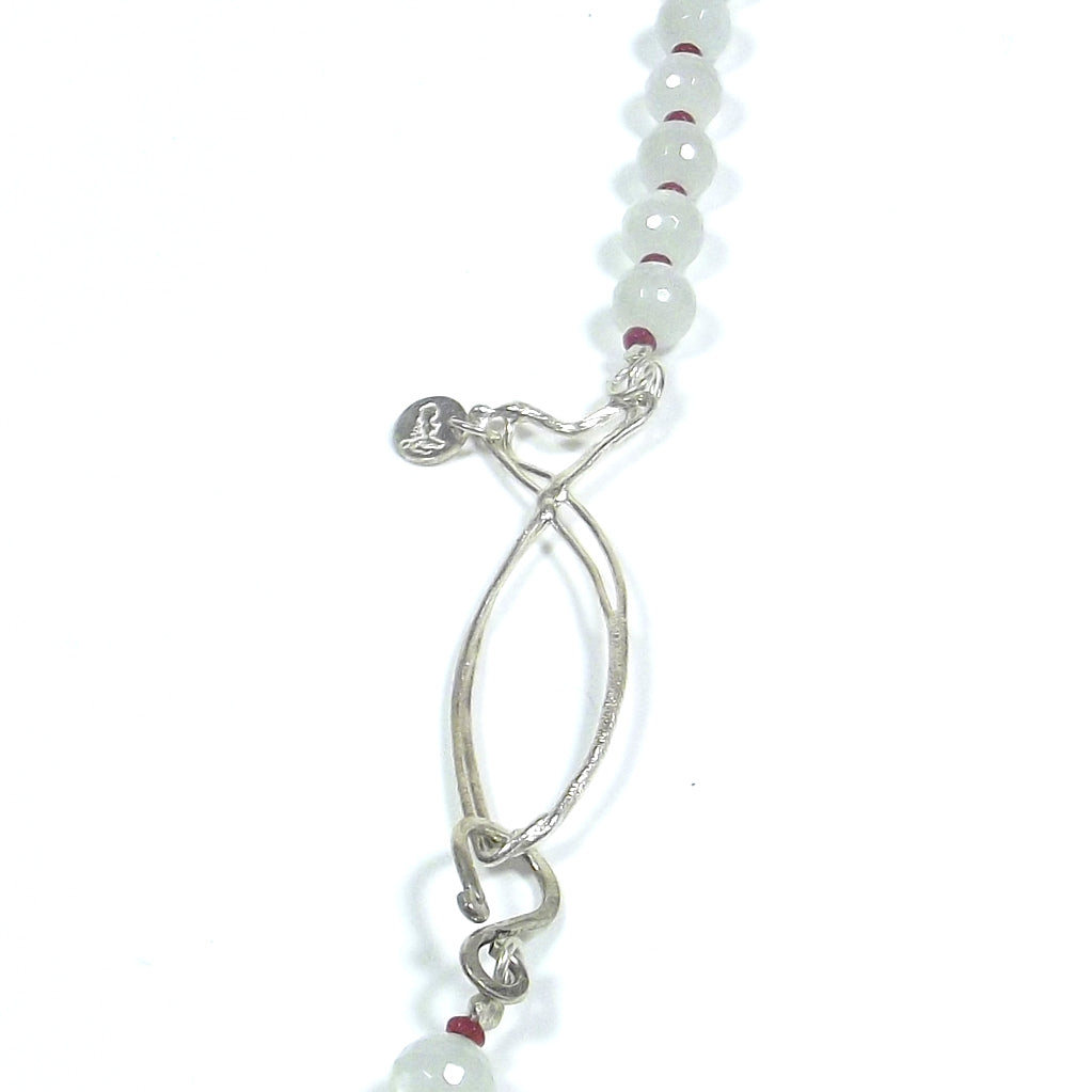 JEWELRY | NECKLACE with moonstone SARDINE clasp in 925 silver