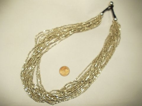 Halskette aus versilbertem Messing – Naga