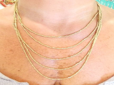 Collana in ottone Naga