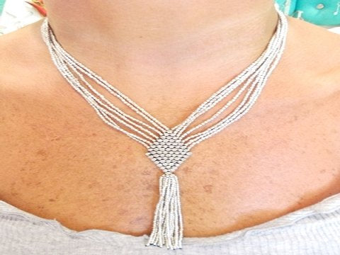 Collana in ottone argentato - Naga