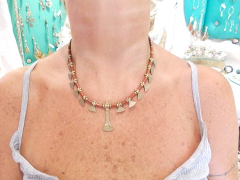 Collana in ottone Naga