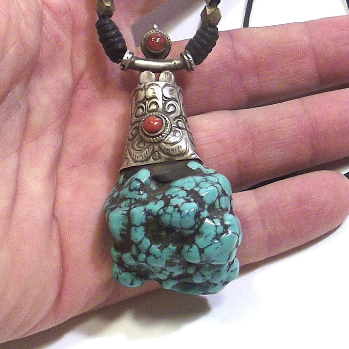 COLLANA ETNICA tibetana con turchese grezzo e corallo