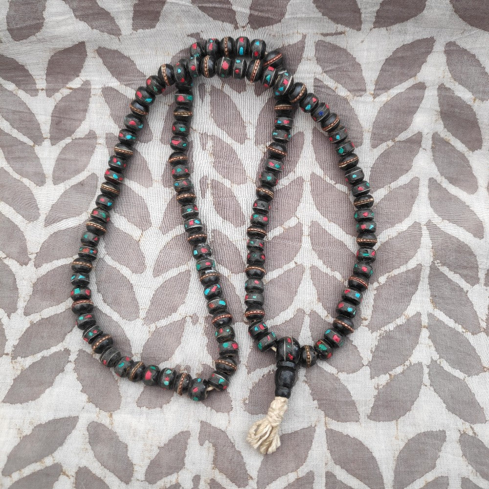 Collana Etnica Japa Mala in corno