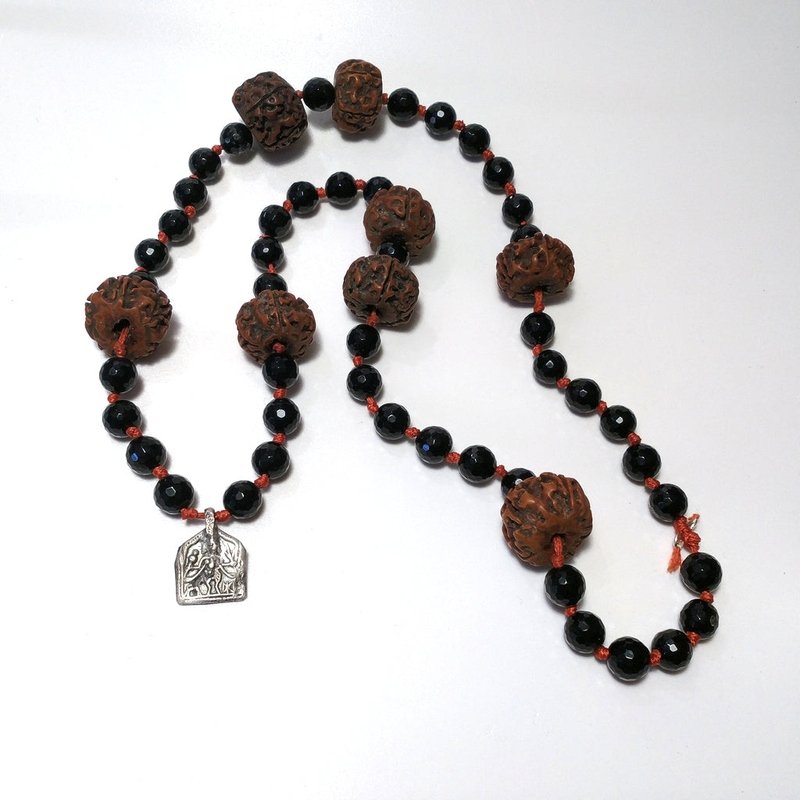 Collana ETNICA in argento 925 Collana artigianale Onice nero , Rudraksha | JAPAMALA