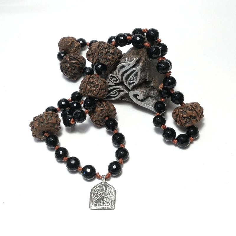 Collana ETNICA in argento 925 Collana artigianale Onice nero , Rudraksha | JAPAMALA