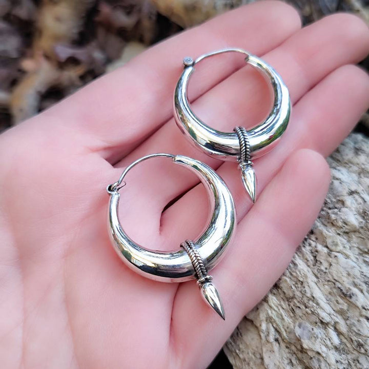 ORECCHINI a cerchio in argento 925 con punta - NIRLA