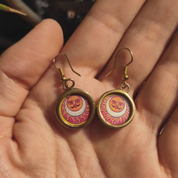 Orecchini indiani in ottone Surya - Il sole