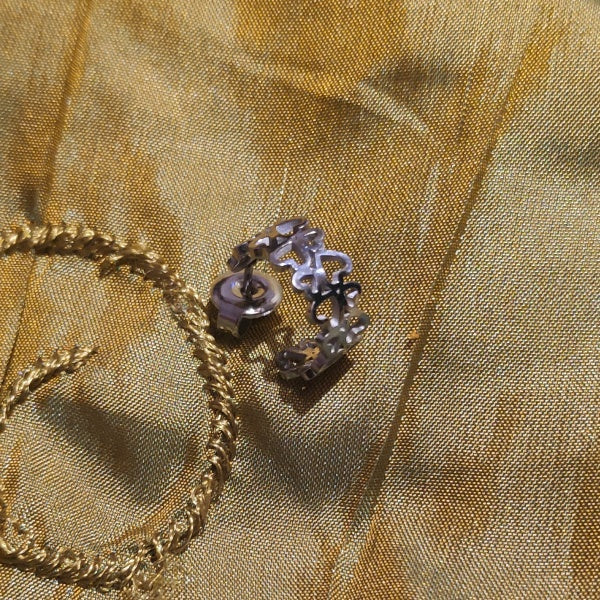 OHRRINGE 316 L Chirurgenstahl Gold - Herzen