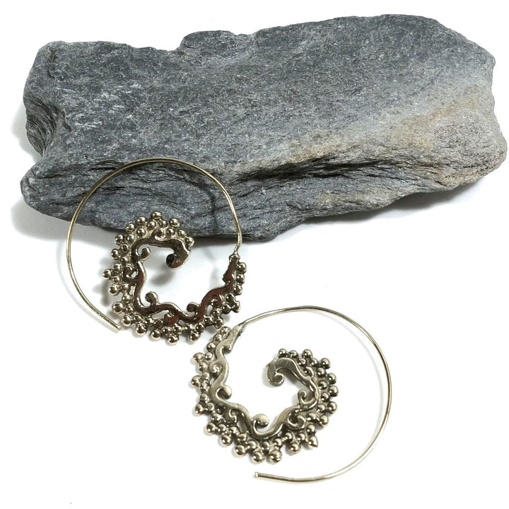 Orecchini etnici a spirale in ottone - AMOCH