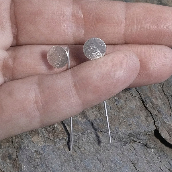 ORECCHINI artigianali in argento satinato - DAZE