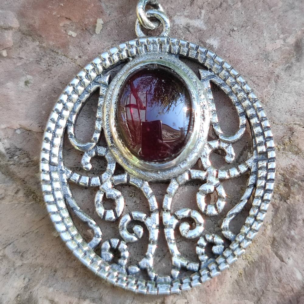 ORECCHINI BALENDU in argento 925 con pietra | Orecchini argento con GRANATO