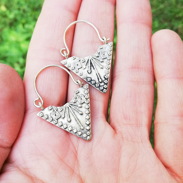 ORECCHINI etnici CHARU in ottone | ORECCHINI etnici in ottone | ilmondodiwit.com