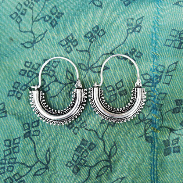 ORECCHINI etnici FALGUNI in ottone | ORECCHINI etnici in ottone | ilmondodiwit.com