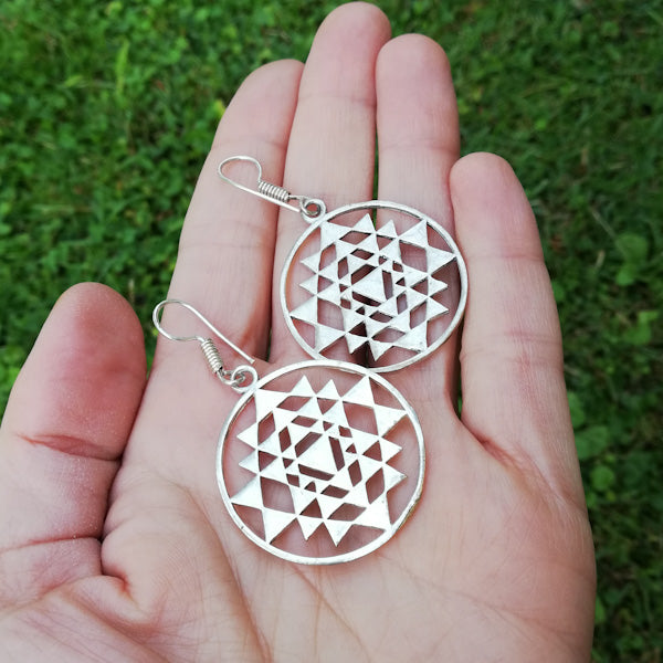 ORECCHINI etnici IZNA in ottone | ORECCHINI etnici in ottone | ilmondodiwit.com