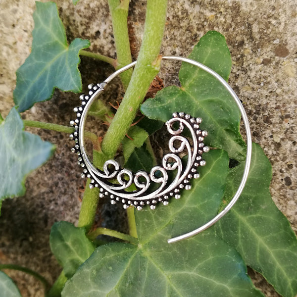 ORECCHINI etnici NABHITHA in ottone senza pietra | ORECCHINI etnici spirale | ilmondodiwit.com