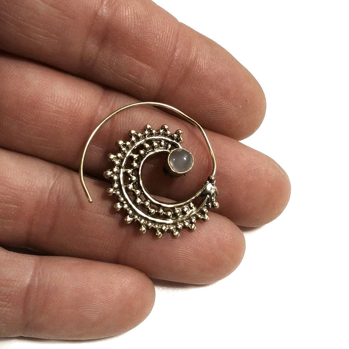 ORECCHINI ETNICI Ottone lucido ORECCHINI Pietra di luna | SPIRALE | BOHO style