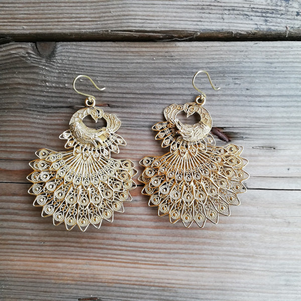ORECCHINI etnici ARYA in ottone senza pietra | ORECCHINI etnici in ottone | ilmondodiwit.comORECCHINI etnici MAHIR in ottone a forma di PAVONE | orecchini etnici in ottone