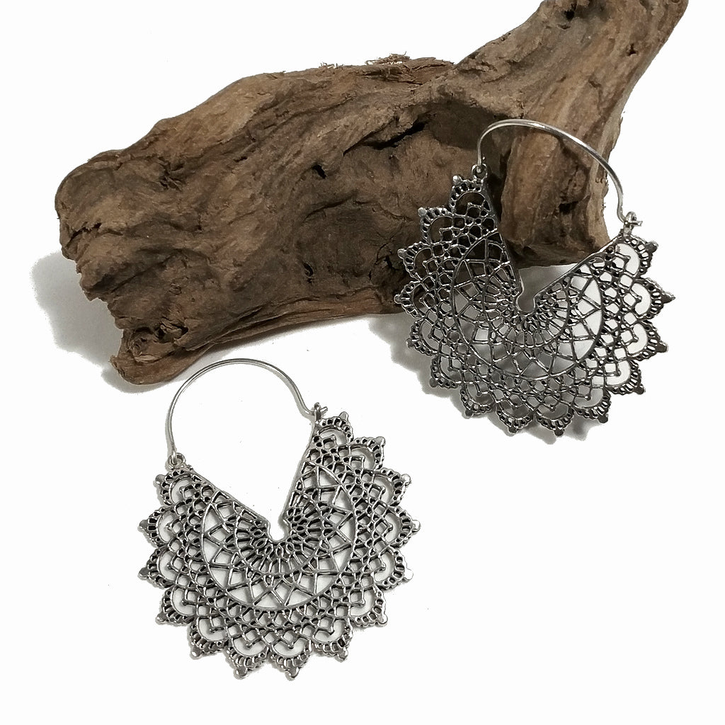 ORECCHINI ETNICI Ottone lucido Orecchini artigianale | Cerchio filigrana