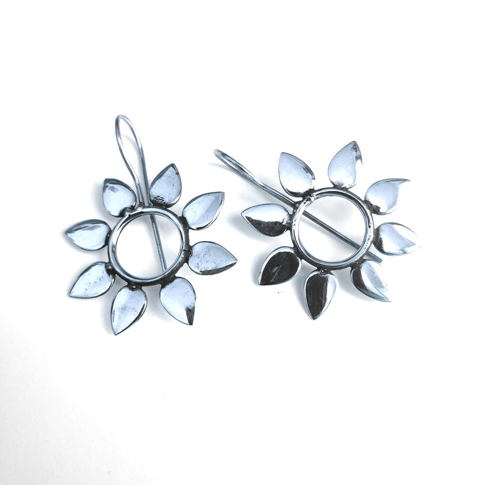 ORECCHINI ETNICI Ottone lucido Orecchini artigianali | Girasole