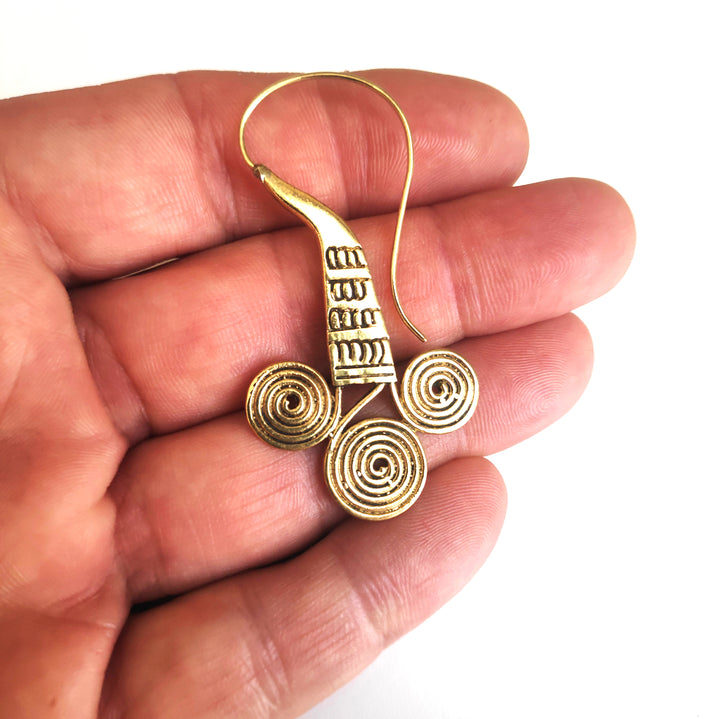 ETHNIC EARRINGS Polished brass Handcrafted earrings | Spiral