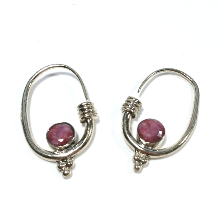 ORECCHINI ETNICI Ottone lucido ORECCHINI Radice di Rubino | ETNICO