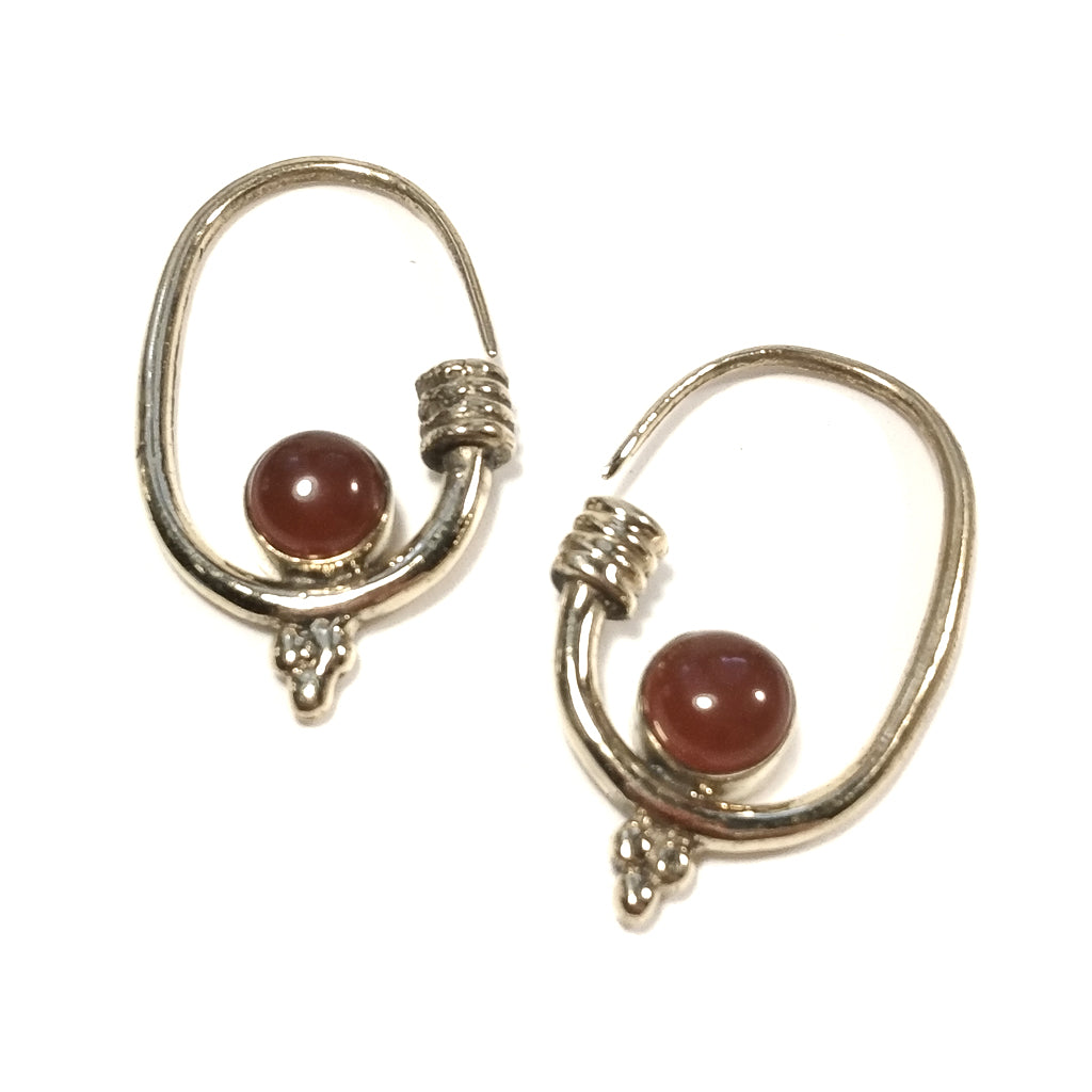 ETHNISCHE OHRRINGE Karneol-OHRRINGE aus poliertem Messing