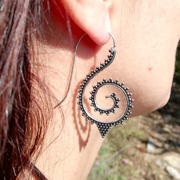 ORECCHINI etnici GAJA in ottone con pietra | ORECCHINI etnici in ottone