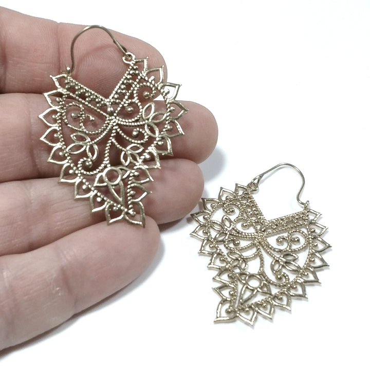 ETHNIC EARRINGS Polished brass EARRINGS | Leaf