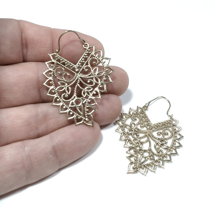 ETHNIC EARRINGS Polished brass EARRINGS | Leaf