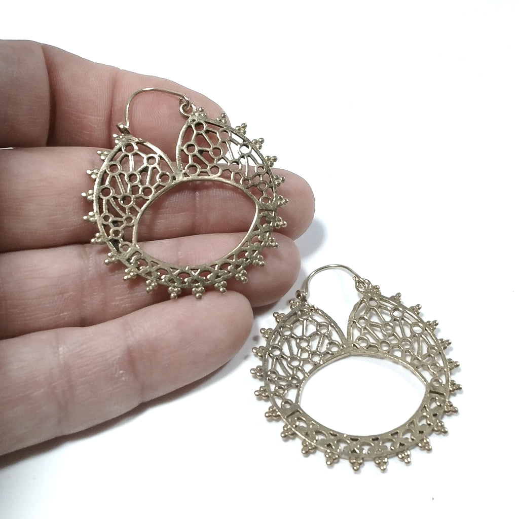 ETHNISCHE OHRRINGE OHRRINGE aus poliertem Messing -DIP