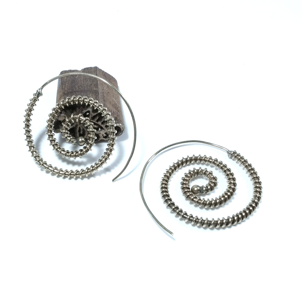 ETHNIC EARRINGS Polished brass EARRINGS | Spiral