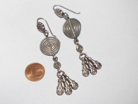 Orecchini etnici in argento antico - DEVEN