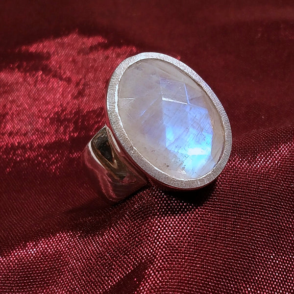 Proprietà della Pietra di luna